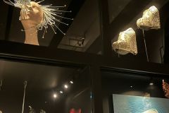 Iris-van-Herpen-in-Brisbane103