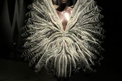 Iris-van-Herpen-in-Brisbane106