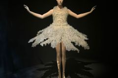 Iris-van-Herpen-in-Brisbane3