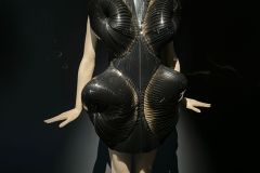 Iris-van-Herpen-in-Brisbane94